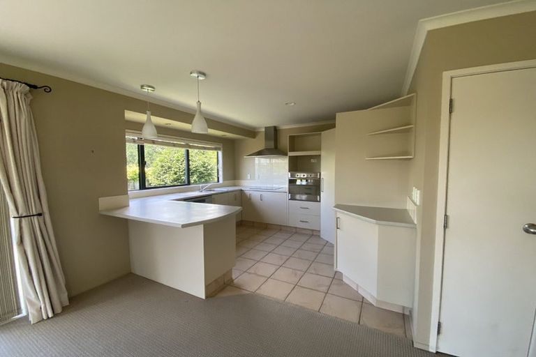 Photo of property in 14 Hawk Place, Welcome Bay, Tauranga, 3112