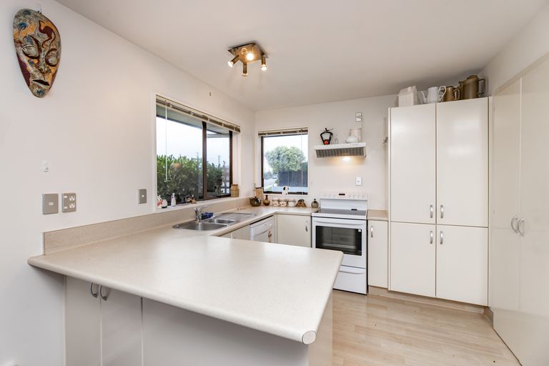 Photo of property in 83 Cygnet Street, North New Brighton, Christchurch, 8083