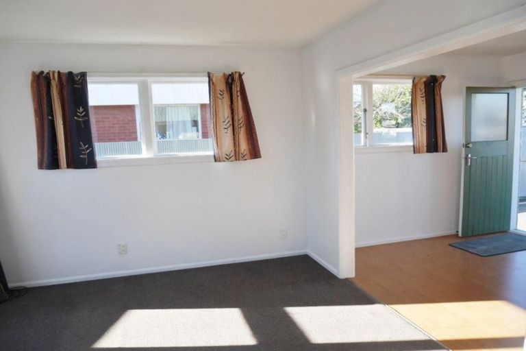 Photo of property in 64 Trafalgar Street, St Albans, Christchurch, 8014