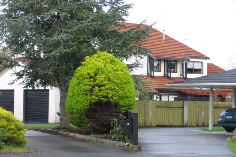 Photo of property in 19 Redwood Grove, Hokowhitu, Palmerston North, 4410