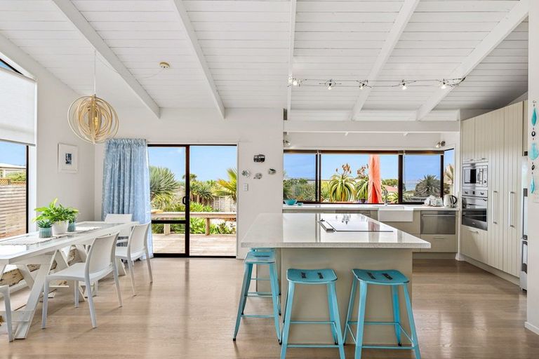 Photo of property in 27 Blue Bell Parade, Omaha, Warkworth, 0986