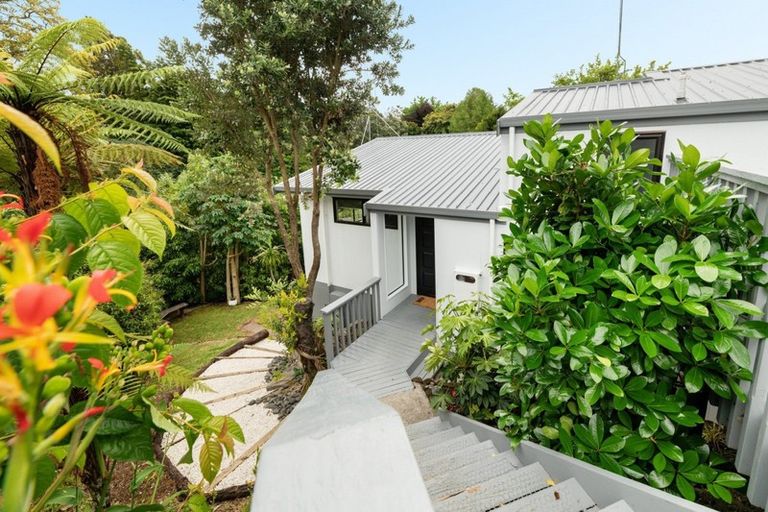 Photo of property in 9 Maungawhare Place, Otumoetai, Tauranga, 3110