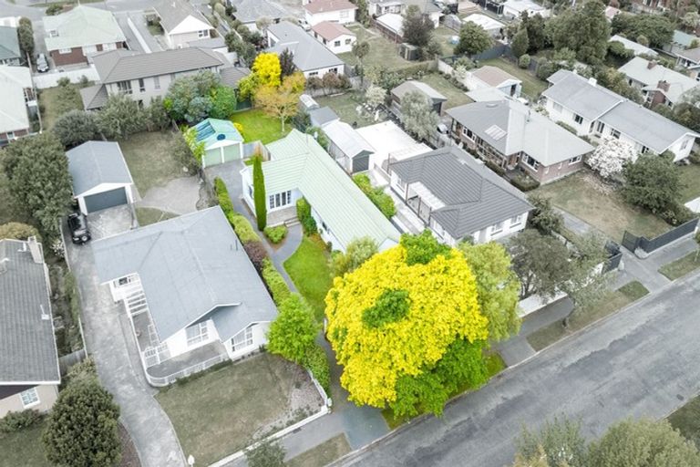 Photo of property in 28 Longmuir Street, Ilam, Christchurch, 8041