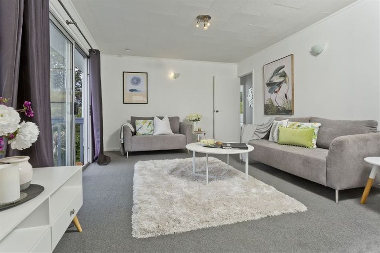 Photo of property in 89 Lynn Road, Bayview, Auckland, 0629