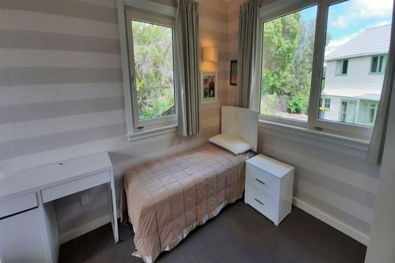 Photo of property in 9 Macmillan Avenue, Cashmere, Christchurch, 8022