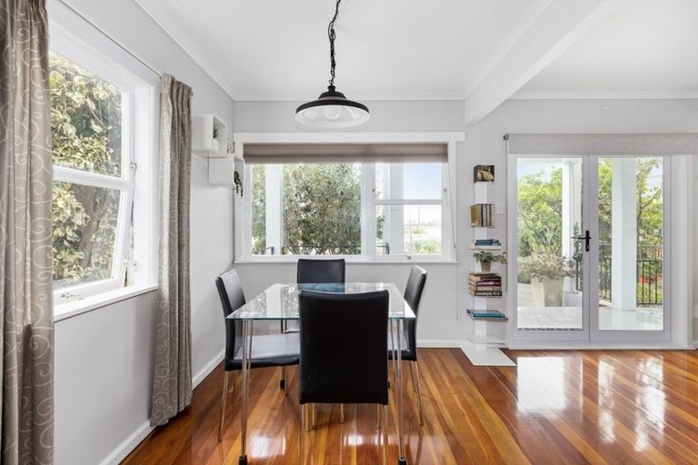 Photo of property in 17 Meeanee Quay, Westshore, Napier, 4110