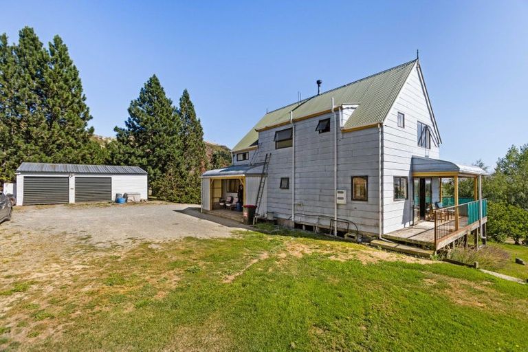 Photo of property in 24 Ahuriri Drive, Omarama, 9412