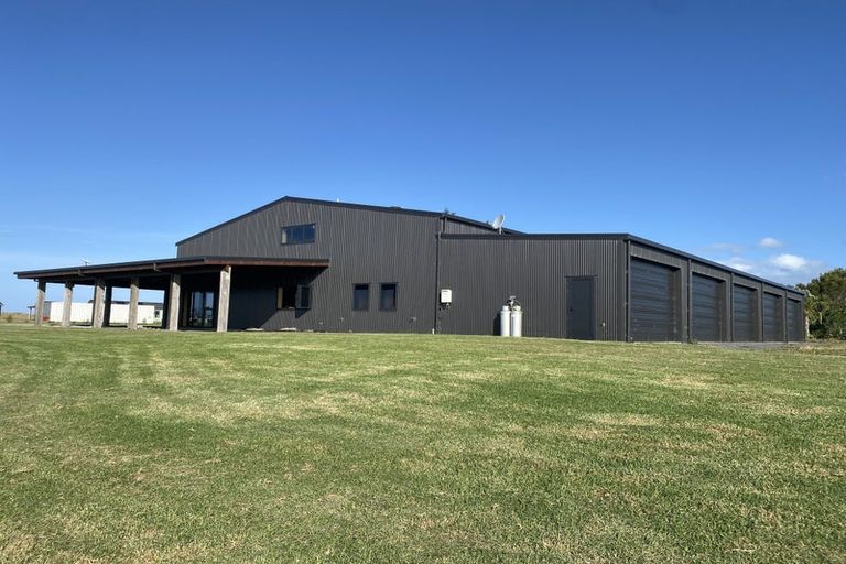 Photo of property in 487 Cove Road, Waipu, 0582