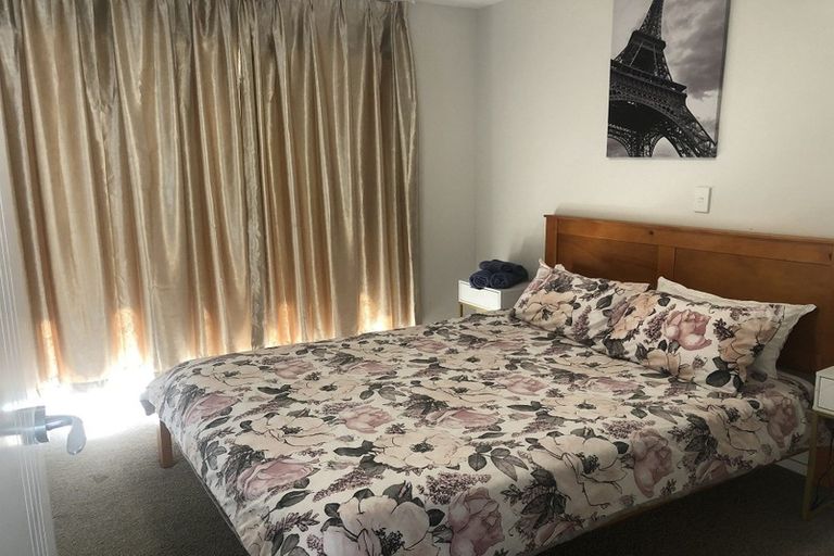 Photo of property in 51 Patons Road, Howick, Auckland, 2014