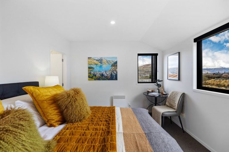 Photo of property in 3a Rannoch Drive, Jacks Point, Queenstown, 9371