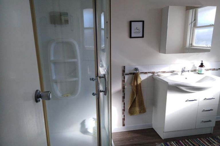 Photo of property in 2a Leybourne Avenue, Waikanae, 5036