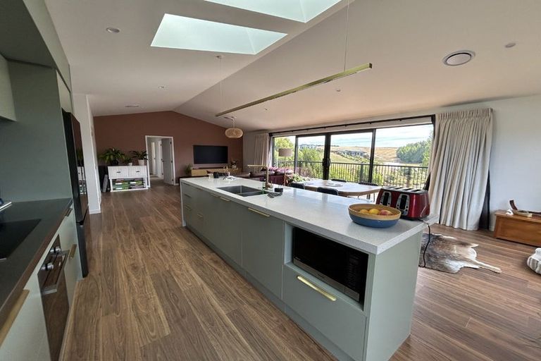 Photo of property in 29 Golf View Close, Fairhall, 7272