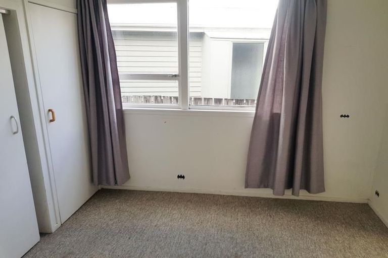 Photo of property in 2/12 Doment Crescent, Orewa, 0931