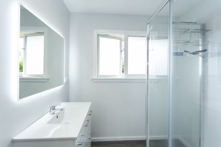 Photo of property in 23 Lochee Road, Upper Riccarton, Christchurch, 8041