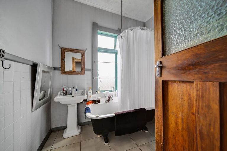 Photo of property in 35 Kauae Street, Manaia, 4612