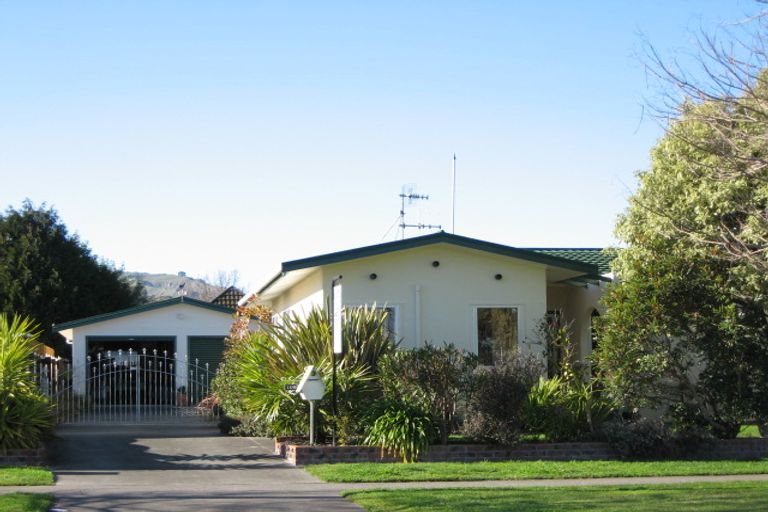 Photo of property in 109 Middle Road, Havelock North, 4130