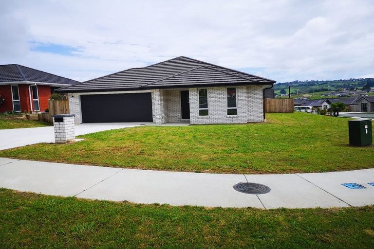 Photo of property in 2 Moyle Street, Pokeno, 2402