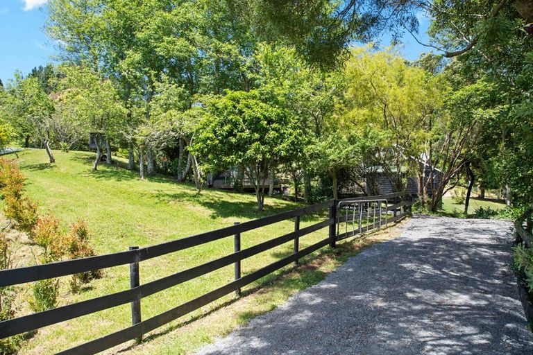 Photo of property in 865 Waikaretu Valley Road, Glen Murray, Tuakau, 2695