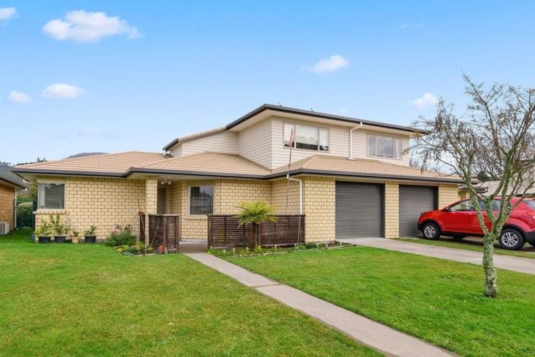 Photo of property in 58/64 Kawaha Point Road, Kawaha Point, Rotorua, 3010