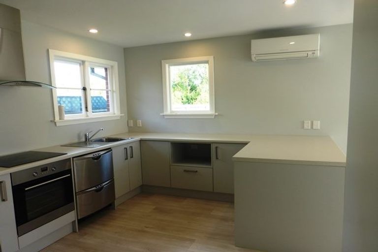 Photo of property in 19 Canberra Place, Redwood, Christchurch, 8051