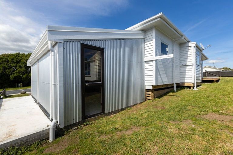 Photo of property in 2 King Street, Waitara, 4320