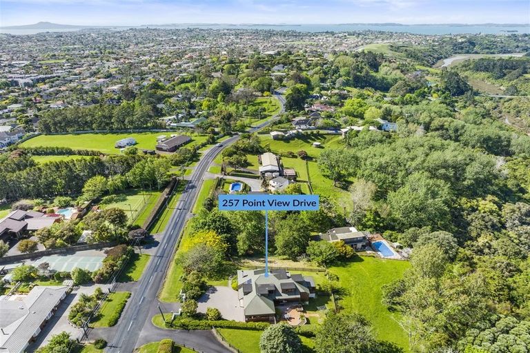 Photo of property in 257 Point View Drive, Dannemora, Auckland, 2016