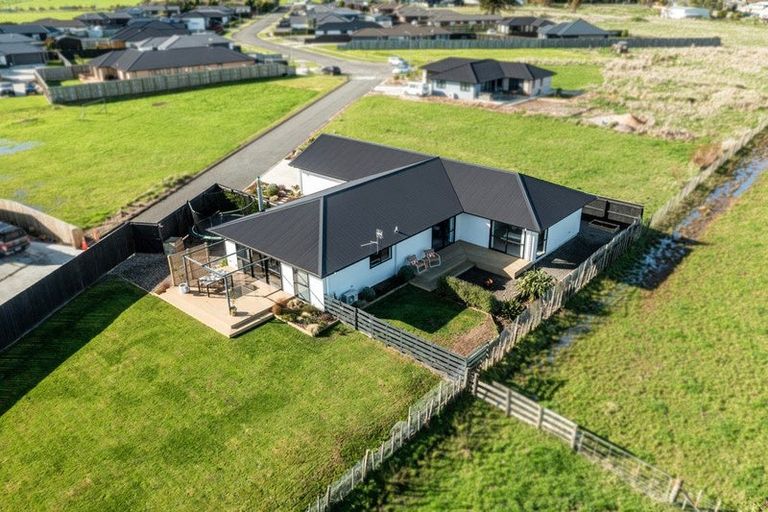 Photo of property in 39 George Street, Bulls, 4818