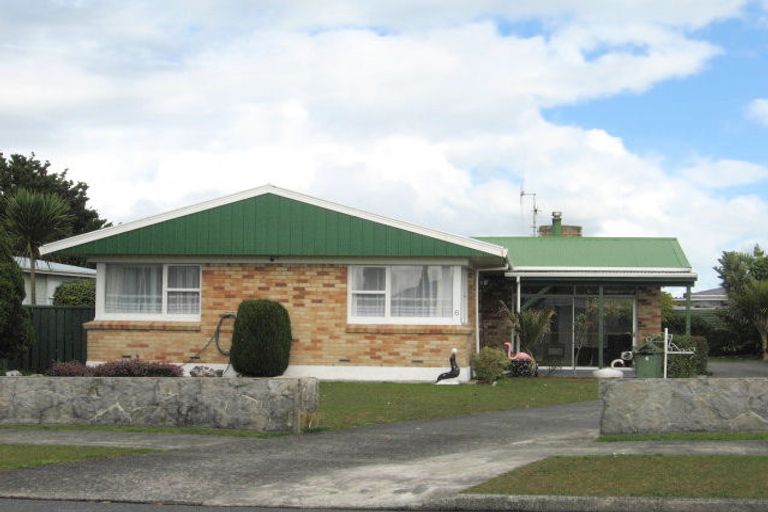 Photo of property in 6 Otuhiwai Crescent, Tikipunga, Whangarei, 0112