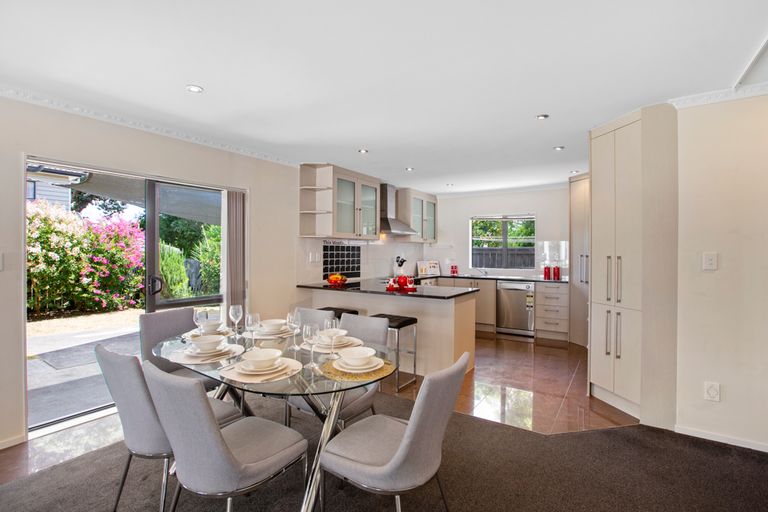 Photo of property in 87b Wallace Road, Mangere Bridge, Auckland, 2022