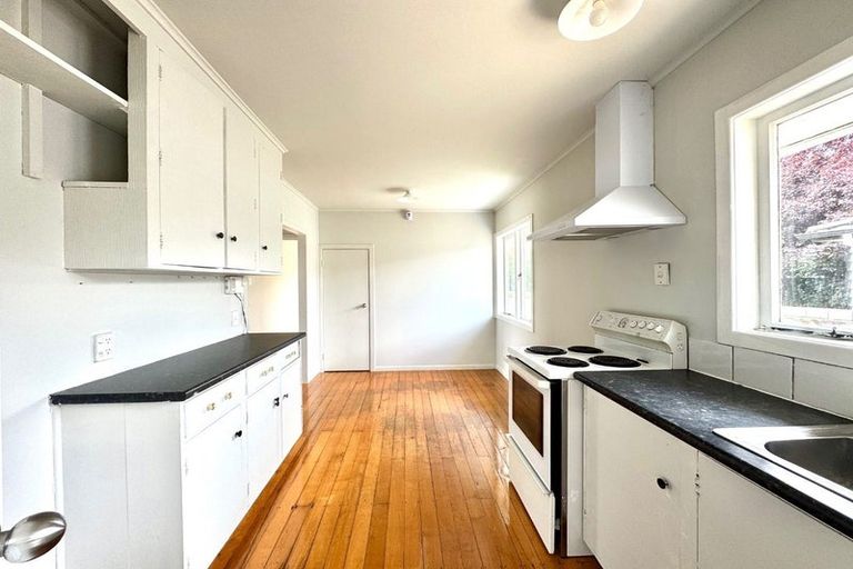 Photo of property in 5 Bolton Place, Otara, Auckland, 2023