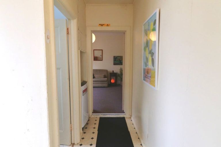 Photo of property in 2/31 Tahi Street, Miramar, Wellington, 6022