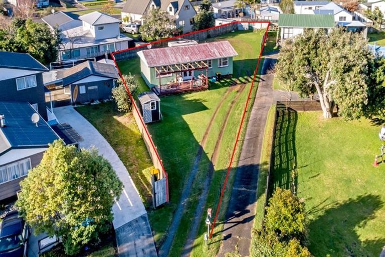 Photo of property in 138 Lorraine Place, Whangamata, 3620