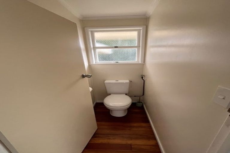 Photo of property in 34 Andrew Road, Howick, Auckland, 2010