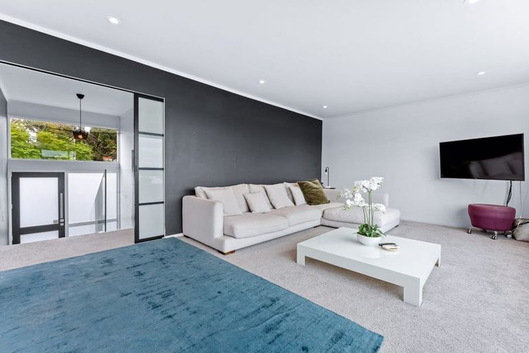 Photo of property in 1/49 Lake View Road, Takapuna, Auckland, 0622