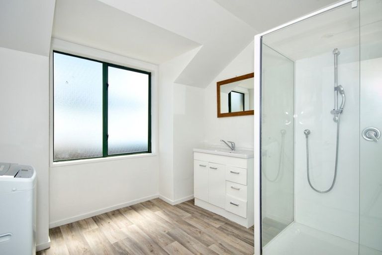 Photo of property in 19a Remarkables Crescent, Frankton, Queenstown, 9300