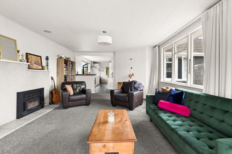 Photo of property in 708 Grove Road, Mayfair, Hastings, 4122