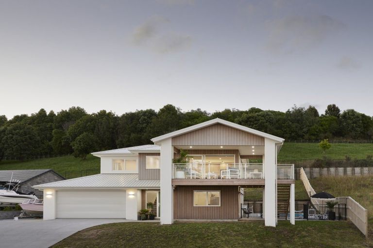 Photo of property in 45 Lakeside Terrace, Omokoroa, 3114