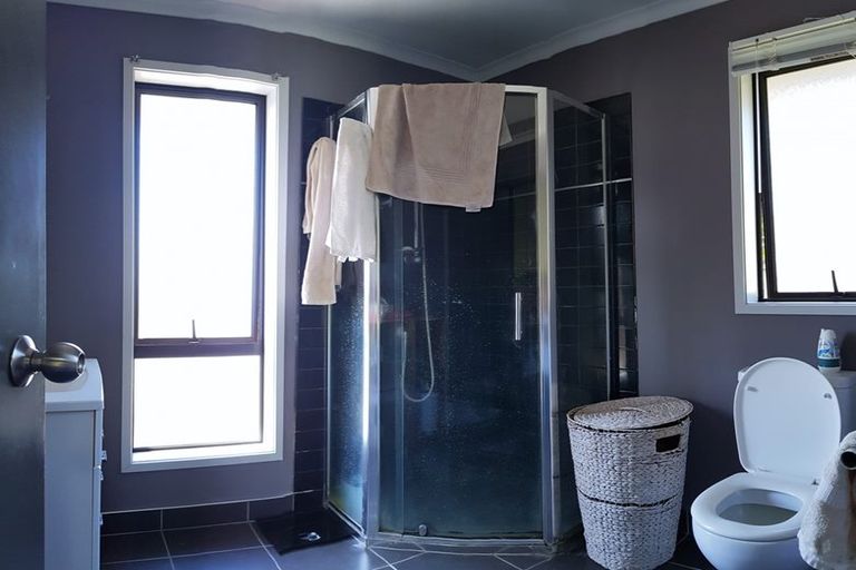 Photo of property in 109 Farnborough Drive, Grandview Heights, Hamilton, 3200