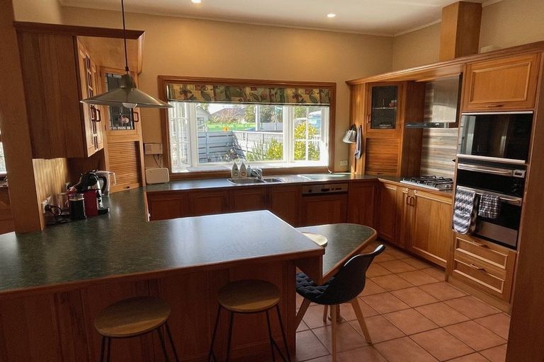 Photo of property in 96 Knights Road, Hutt Central, Lower Hutt, 5010
