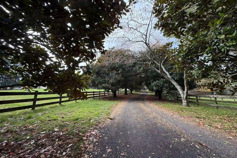 Photo of property in 1242 Great South Road, Runciman, Drury, 2578