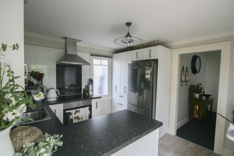 Photo of property in 11 Mitchell Street, Richmond, Invercargill, 9810