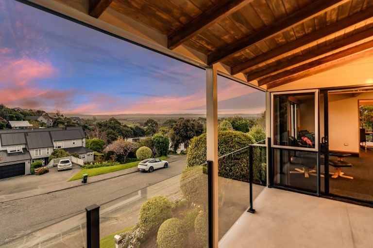Photo of property in 9 Woodside Common, Westmorland, Christchurch, 8025