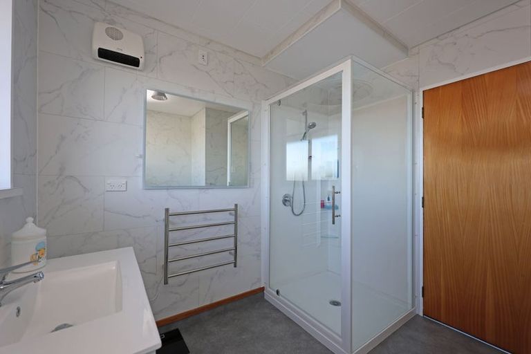 Photo of property in 16 Percy Street, Weston, Oamaru, 9401