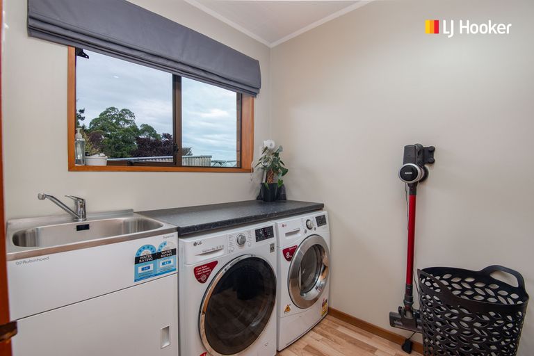 Photo of property in 495 Centre Road, Momona, Outram, 9073