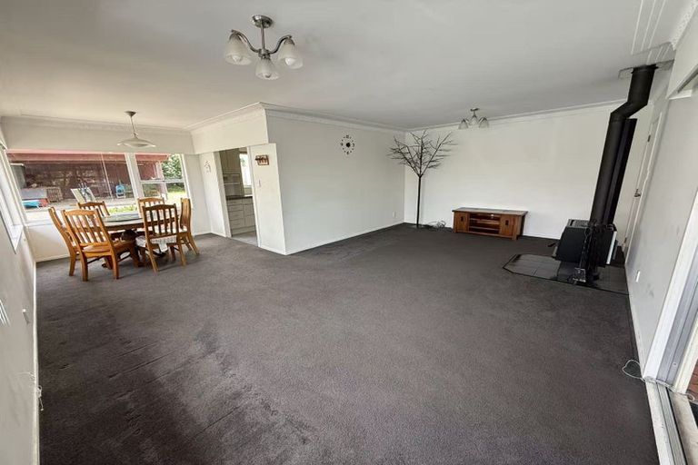 Photo of property in 30 Meadway, Sunnyhills, Auckland, 2010