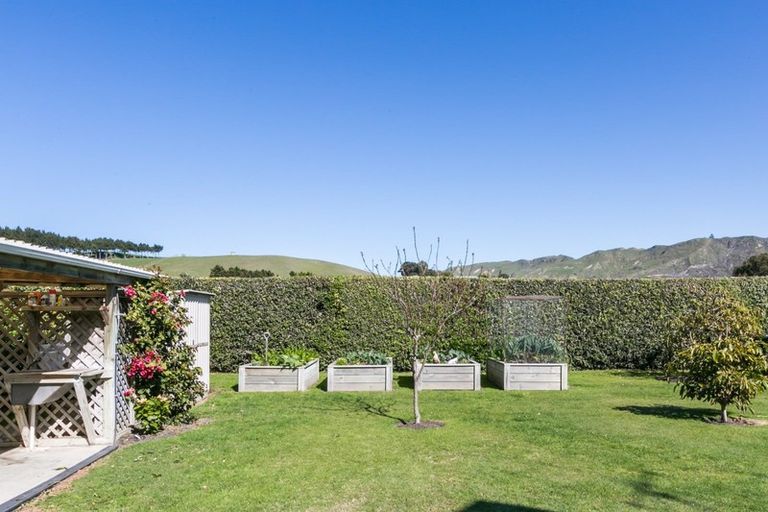 Photo of property in 91 Harper Road, Waimarama, Havelock North, 4294