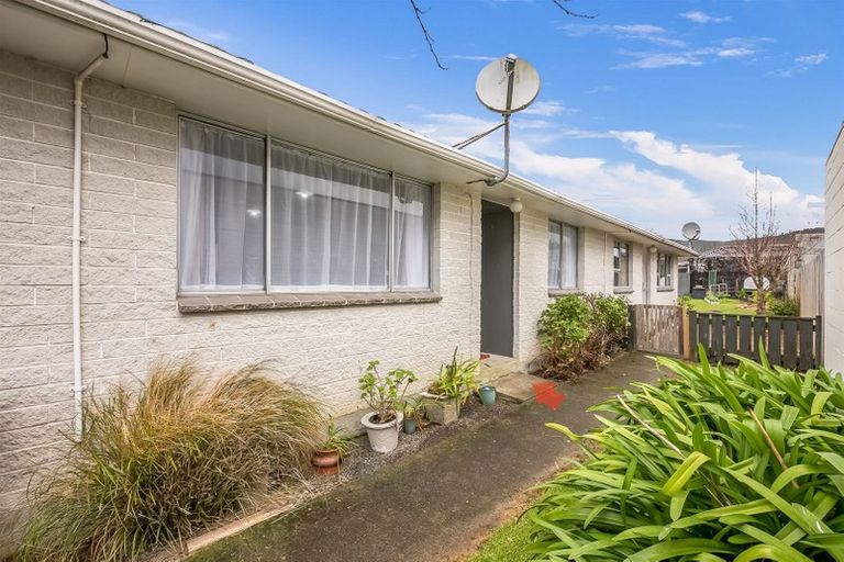 Photo of property in 197b Stokes Valley Road, Stokes Valley, Lower Hutt, 5019