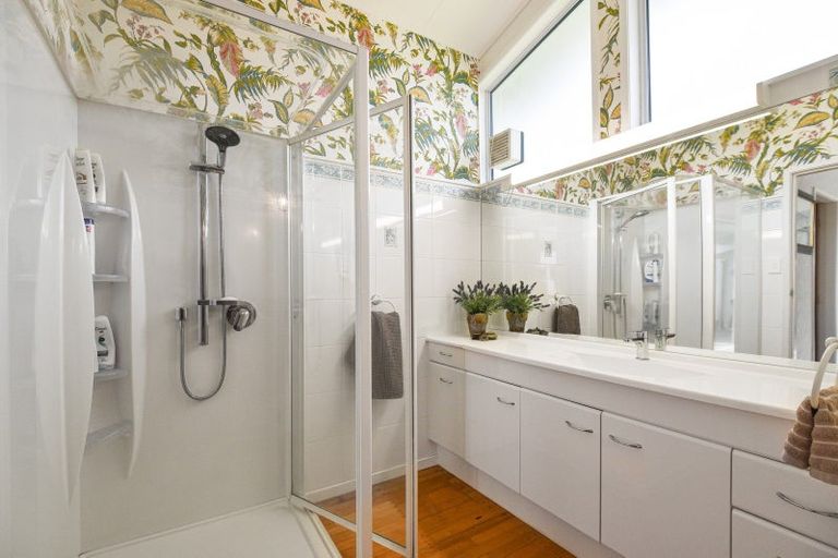 Photo of property in 12 Carlton Street, Glenholme, Rotorua, 3010