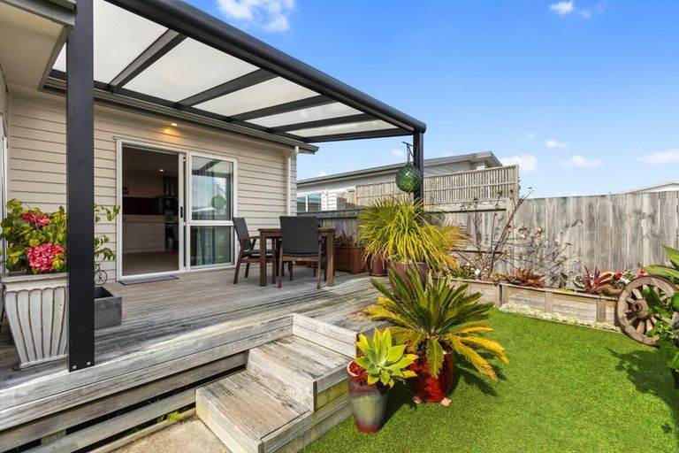 Photo of property in 11 Kamahi Crescent, Papamoa Beach, Papamoa, 3118