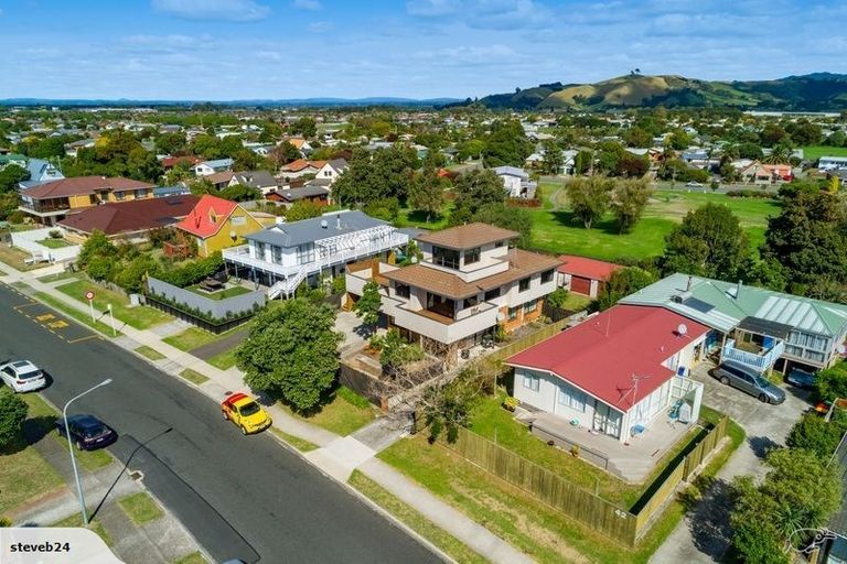 Photo of property in 44 Dickson Road, Papamoa Beach, Papamoa, 3118